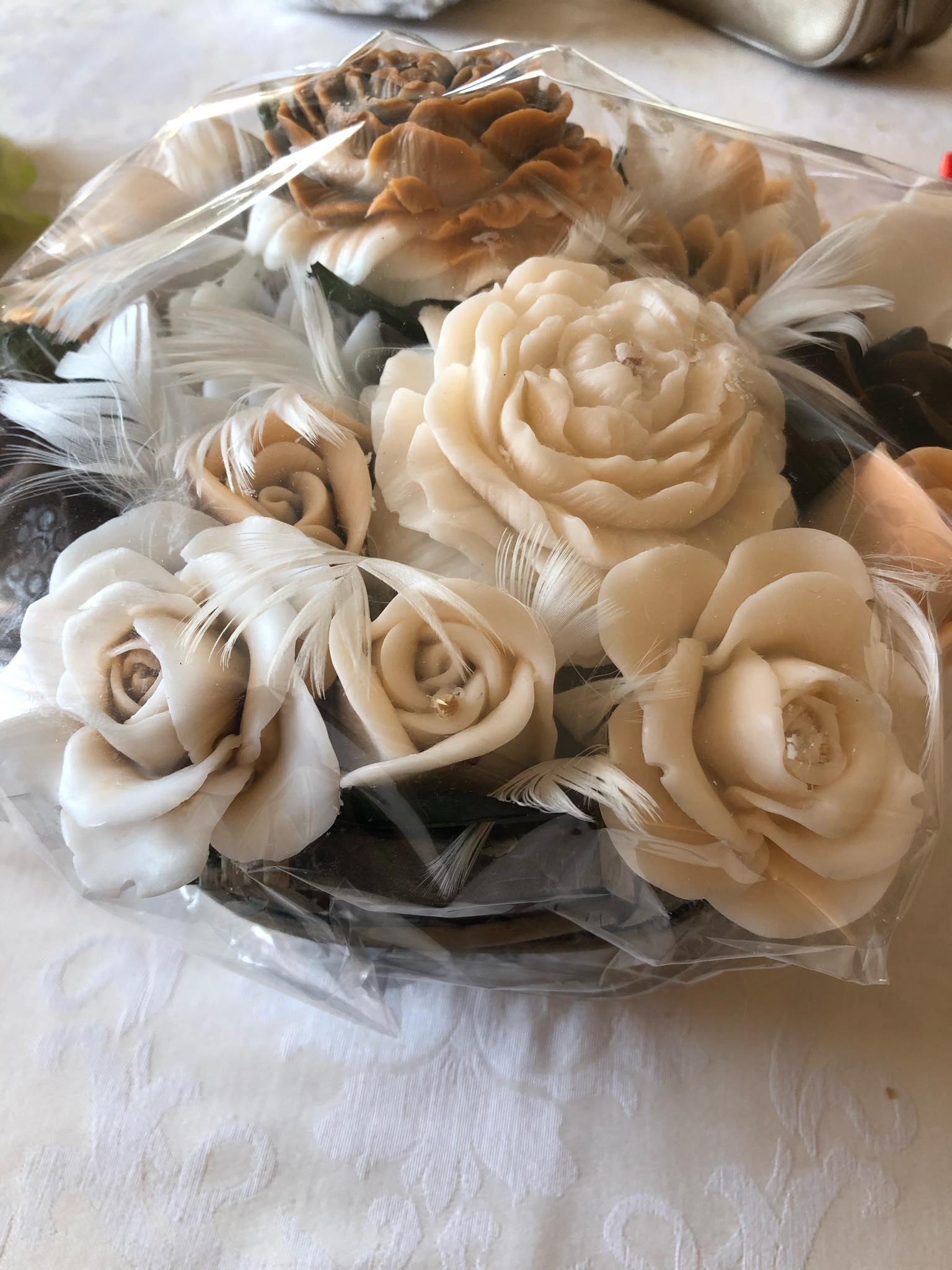 Mýdlová kytice - hnědokrémová - Image 3